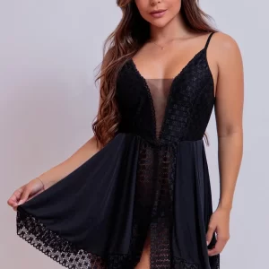 CAMISOLA COM DECOTE FRONTAL E RECORTES DE RENDA